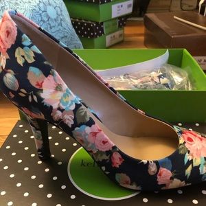 Never worn Kelly&Katie size10